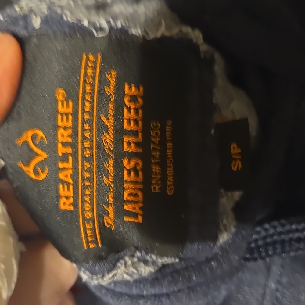 Realtree Fishing Dark Blue Hoodie Size S - Picture 2 of 2